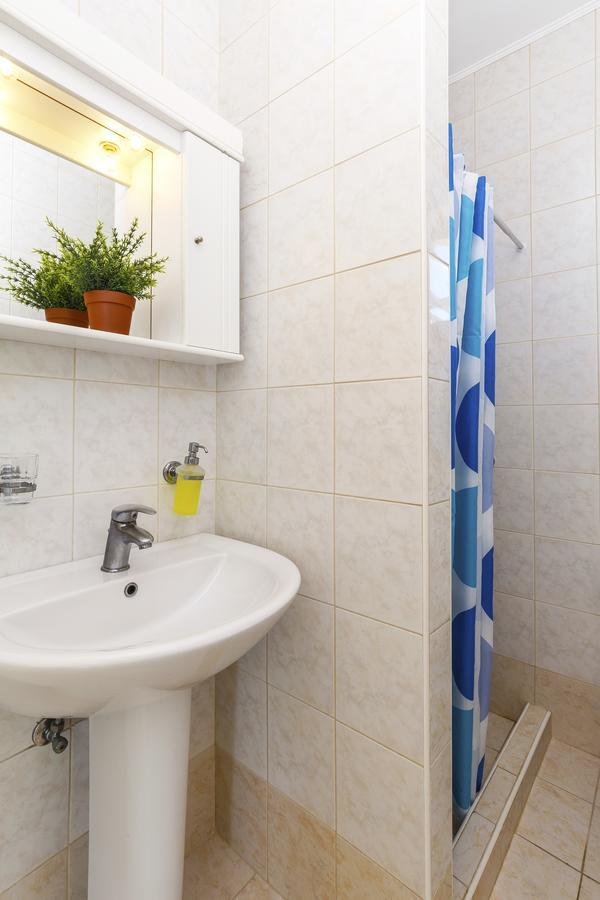 Villa Alexi カラソス エクステリア 写真