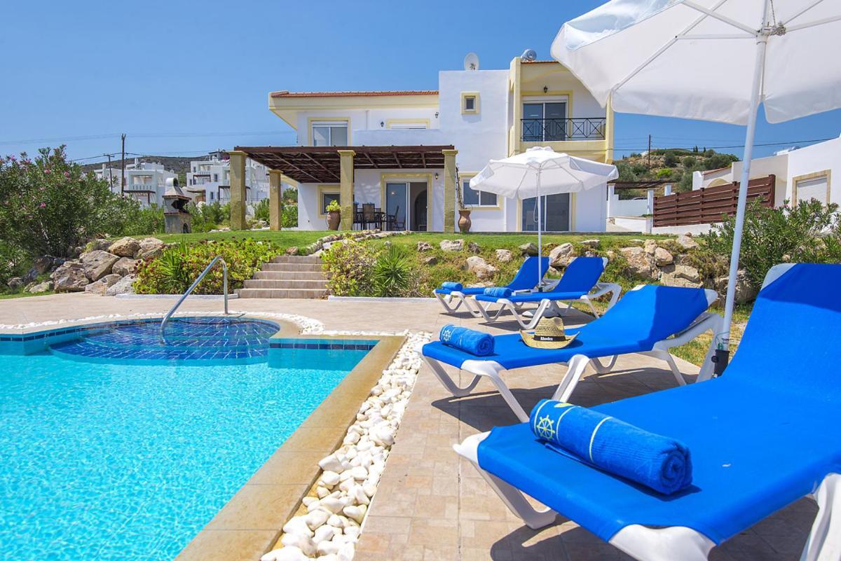 Villa Alexi カラソス 部屋 写真